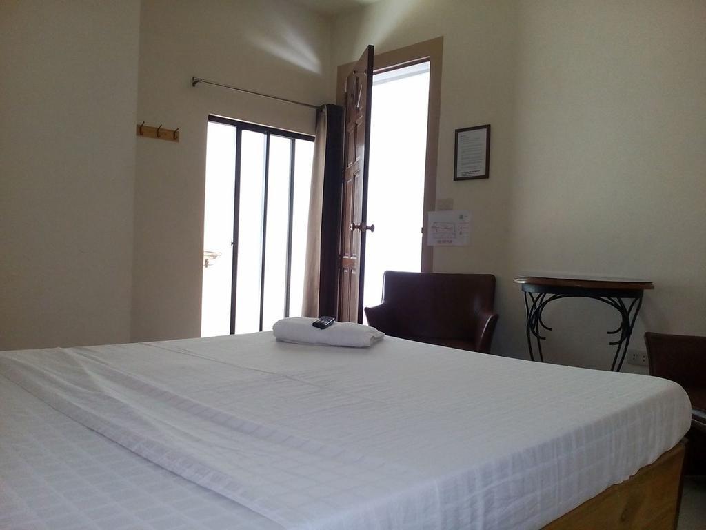 Dahome Pension Виган Экстерьер фото