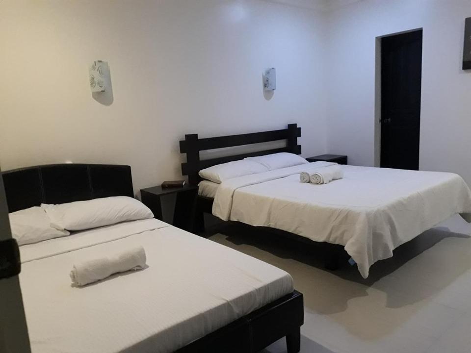 Dahome Pension Виган Экстерьер фото